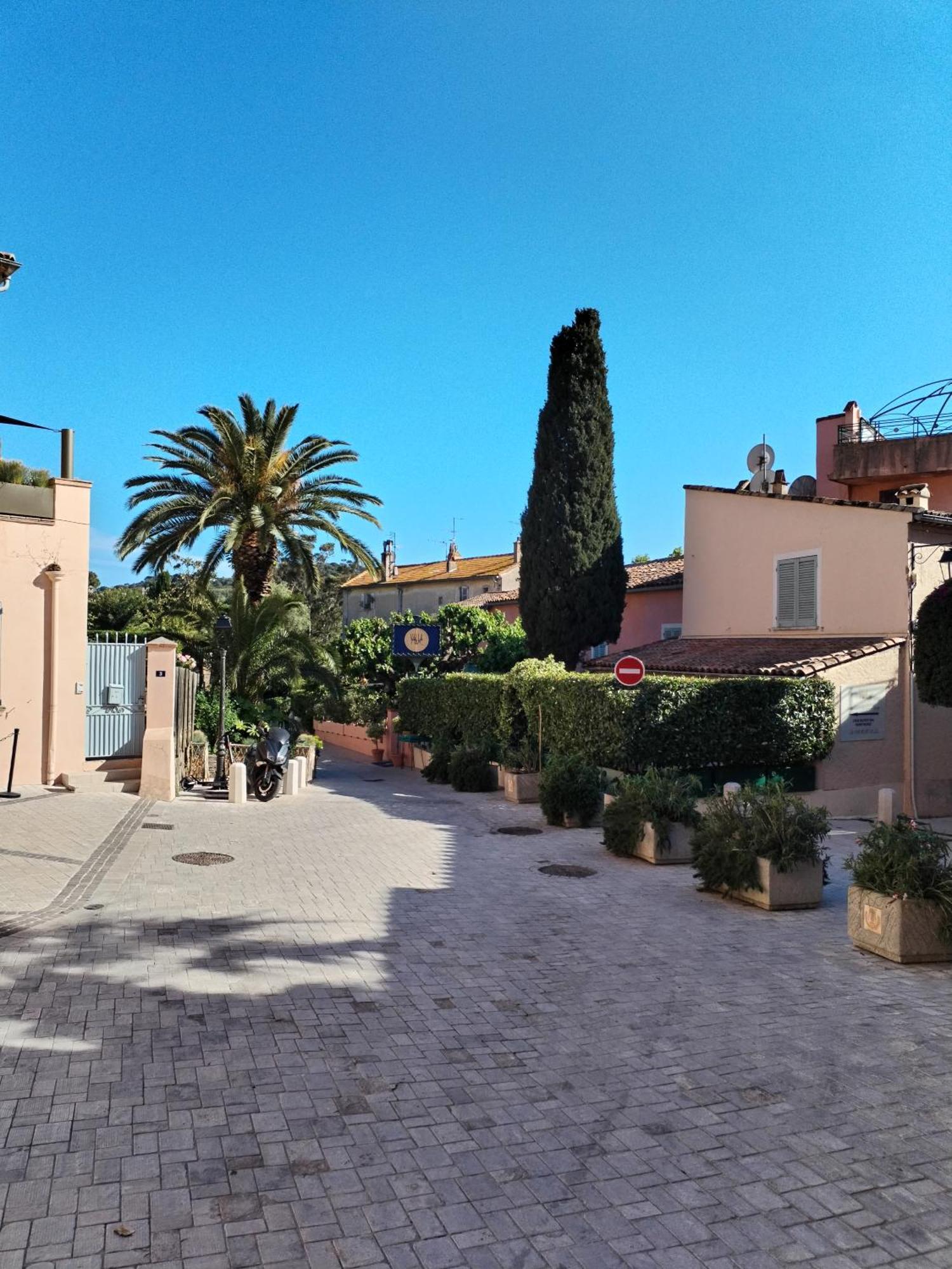 Saint-Tropez Florida Apartment Bagian luar foto